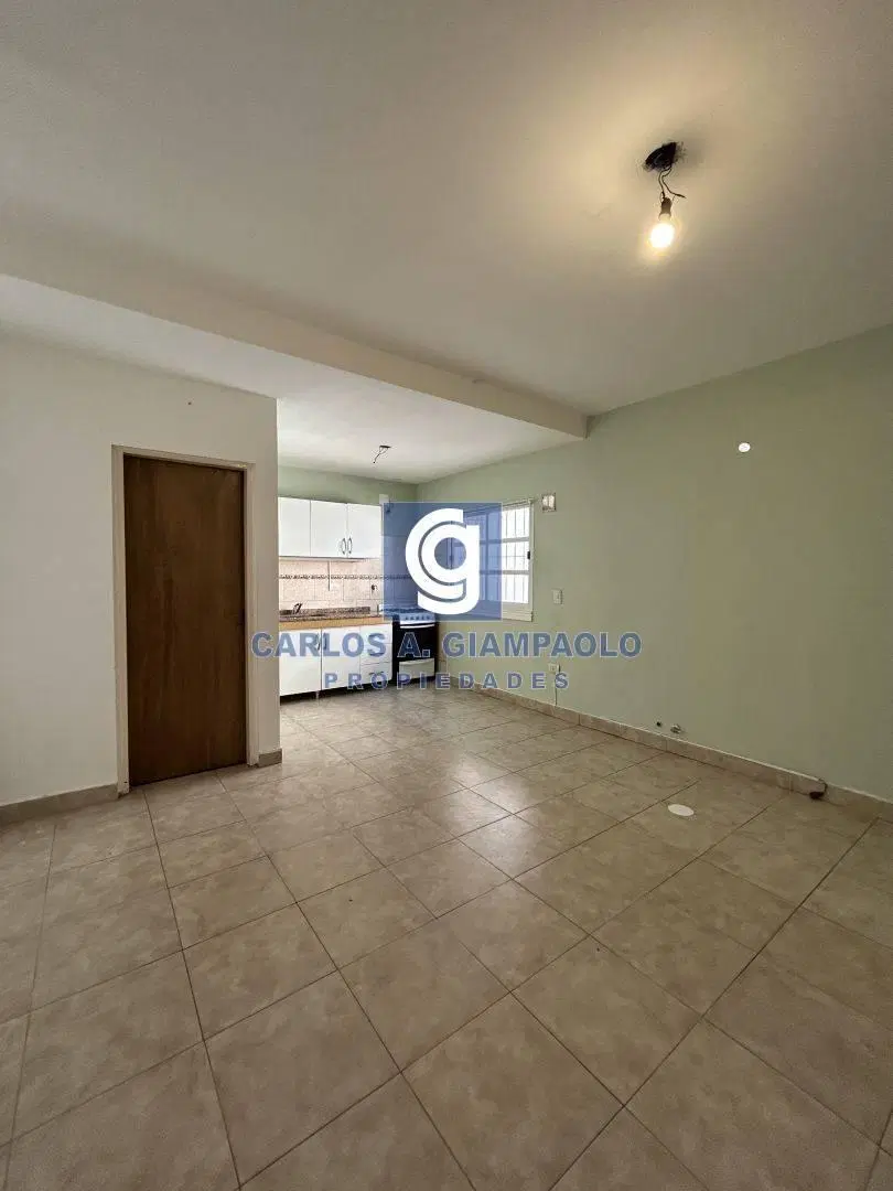 DUPLEX INTERNO DE 3 AMBIENTES EN VILLA BOSCH 3