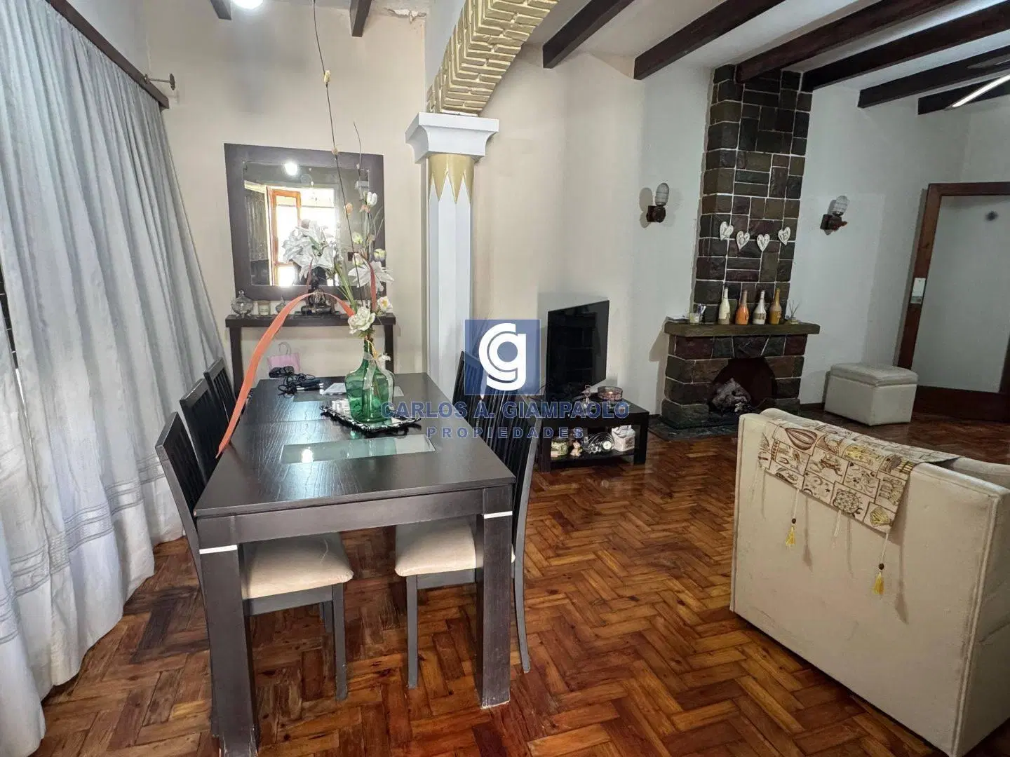CASA DE 4 AMBIENTES SOBRE LOTE DE 12 x 50 mts. EN VILLA BOSCH 3