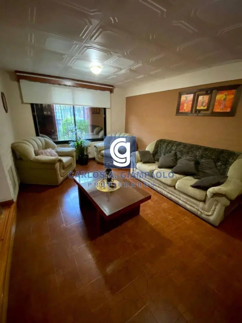 CASA DE 6 AMBIENTES EN VILLA BOSCH 1