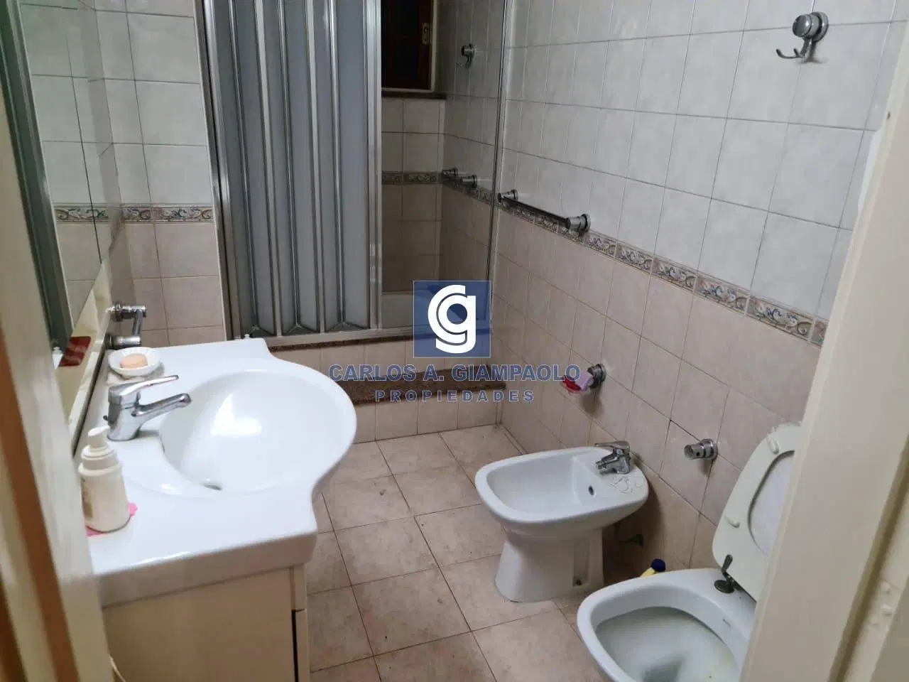 Casa 3 Amb. en Alquiler Hurlingham 4