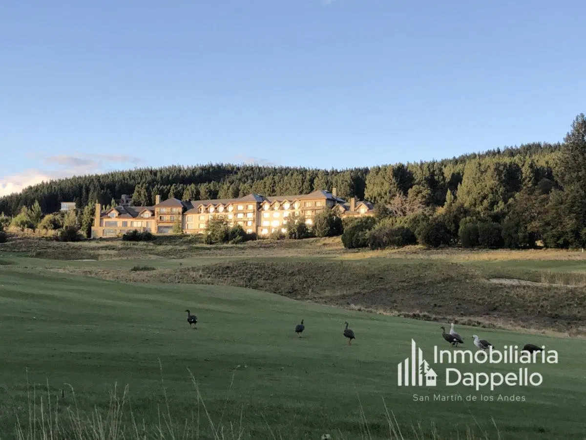 Lote plano en Chapelco Golf 5