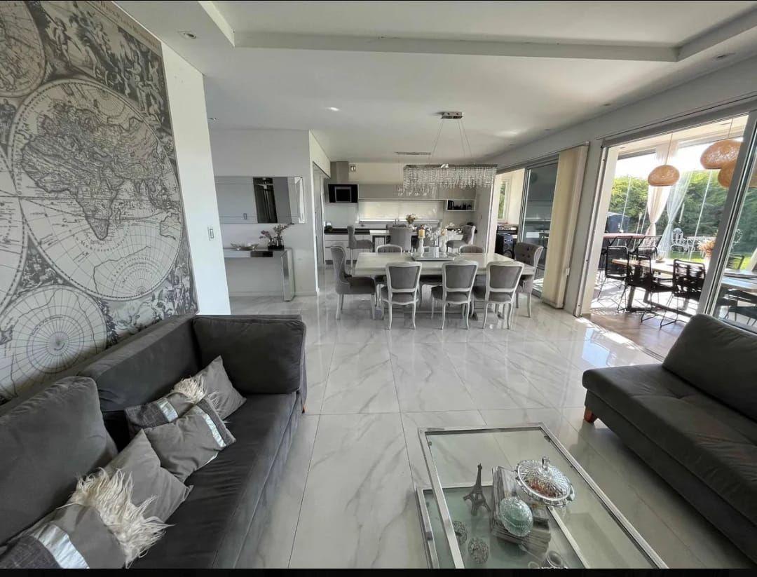 Casa 5 Ambientes. | Calle 151 Al 200 3