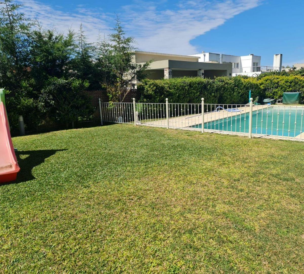 Casa 4 Ambientes. | Fincas de Hudson - Berazategui 3