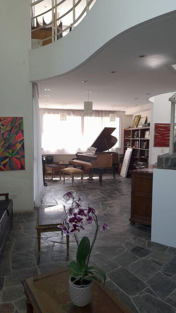 Casa 6 Ambientes. | Abril - Berazategui 3