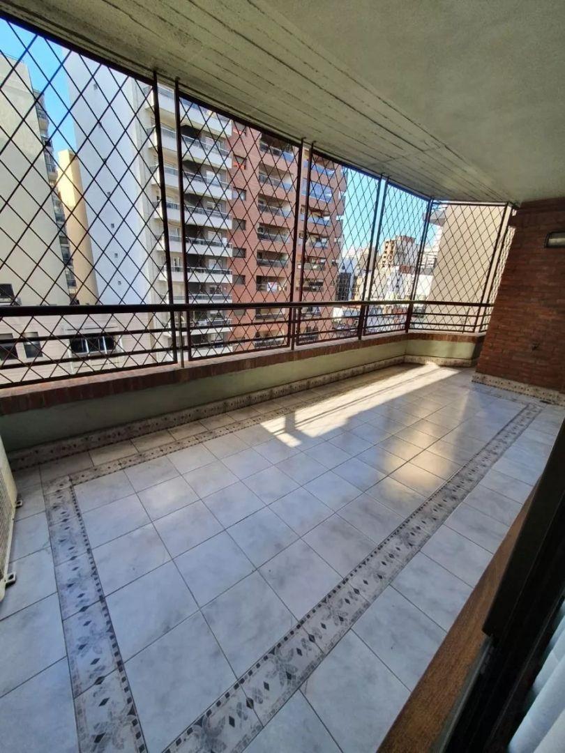 Departamento 5 Ambientes. | San Martin Al 900 3