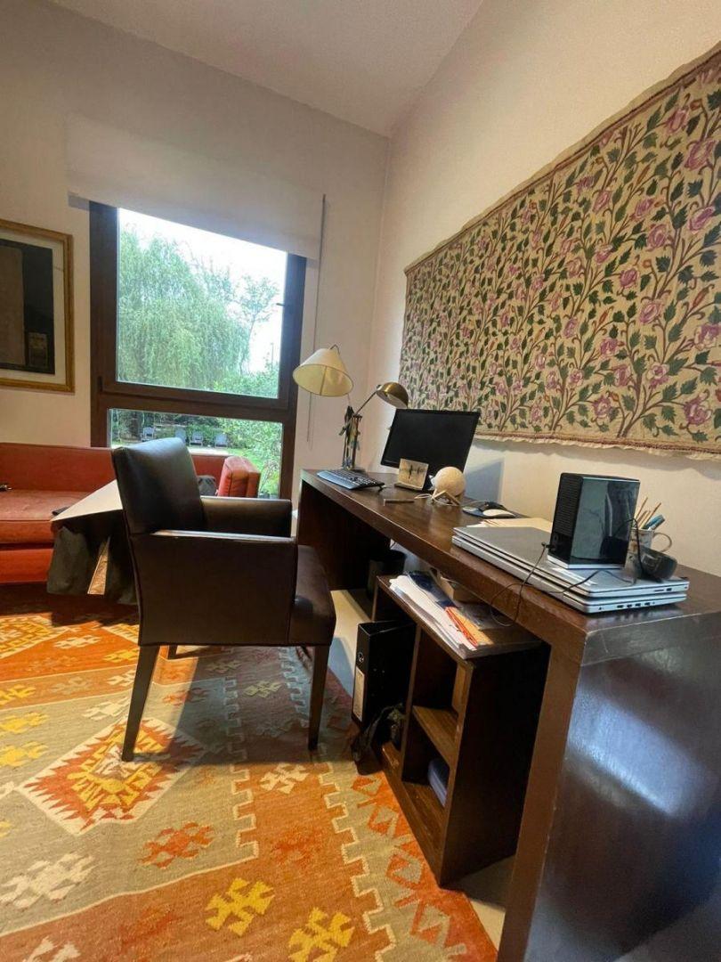 Casa 7 Ambientes o Mas. | El Carmen - Berazategui 3
