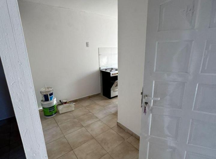 MONOAMBIENTE EN ALQUILER - ALBERTI AL 300 - B° SUR 2