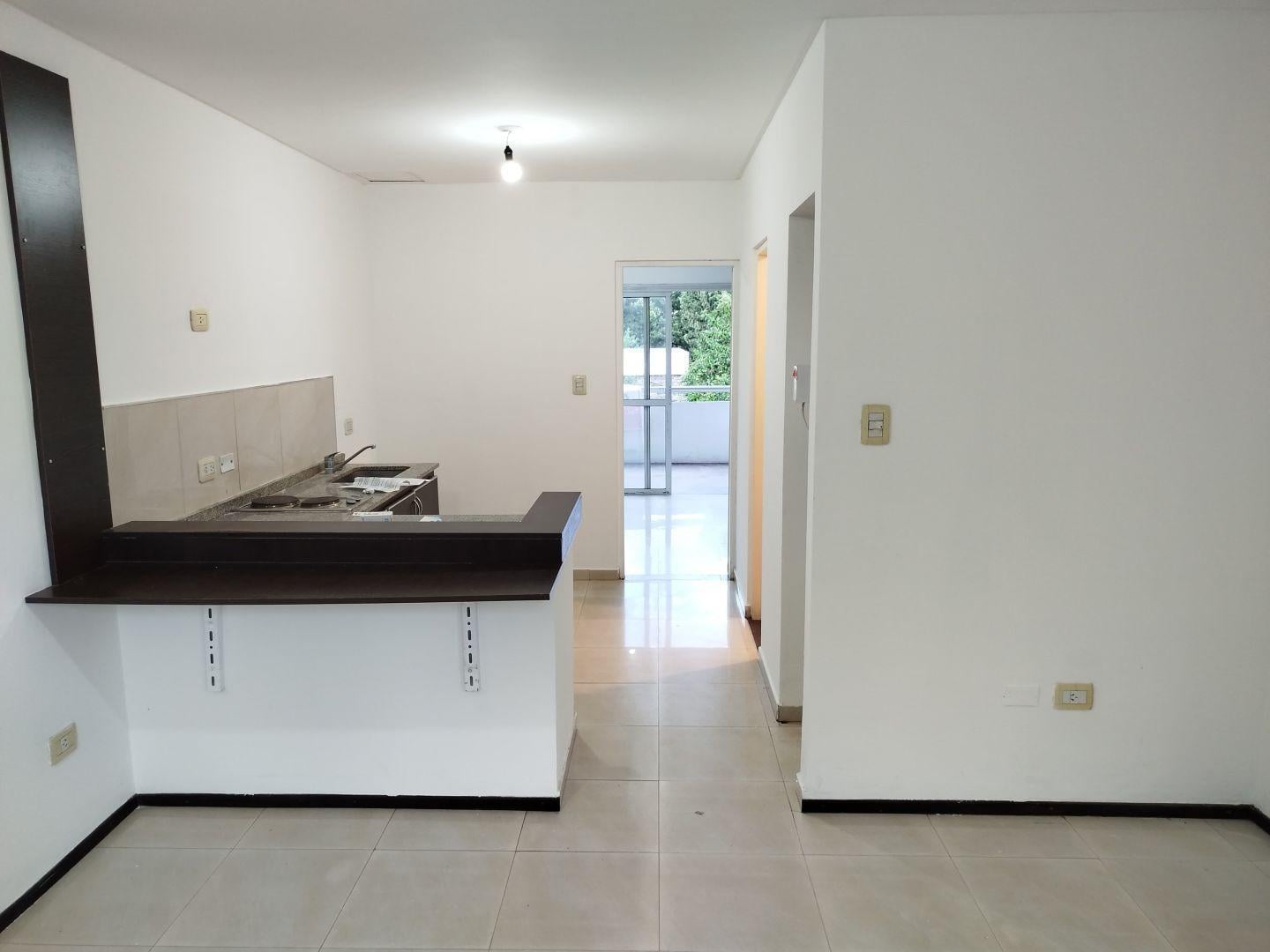 Foto de HERMOSO DEPARTAMENTO EN VENTA - 1 DORMITORIO - YERBA BUENA, imagen 5