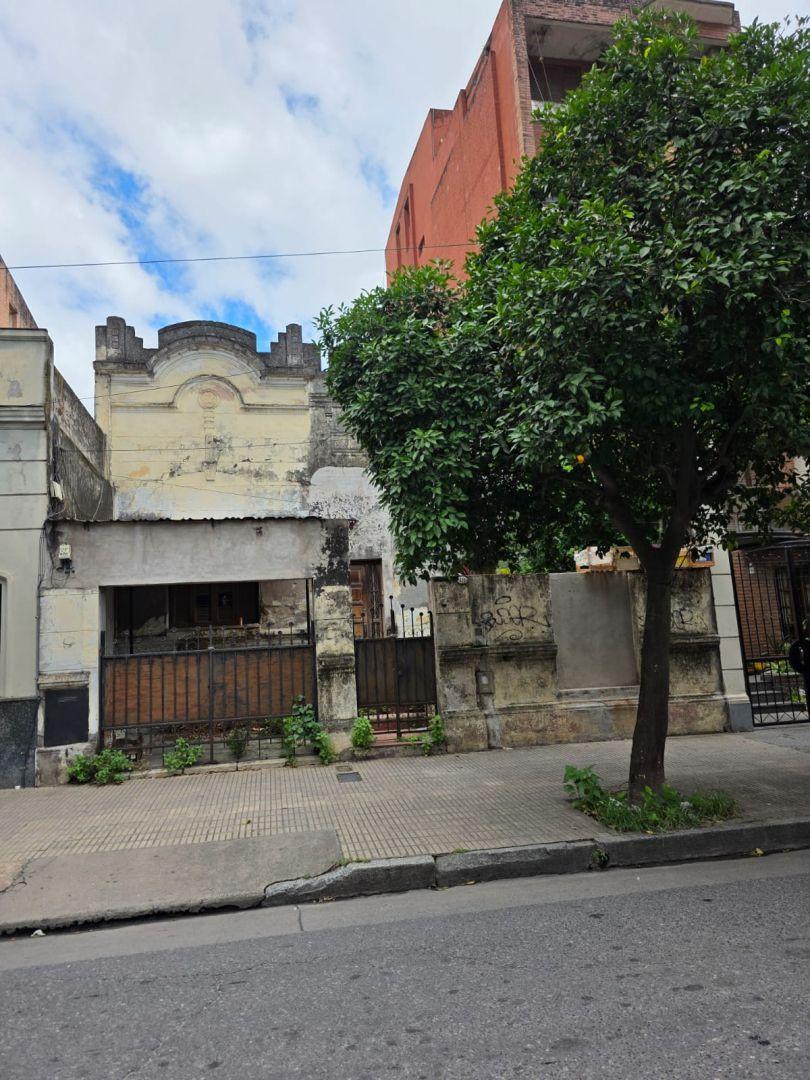 VENTA DE CASA A DEMOLER EN BARRIO NORTE