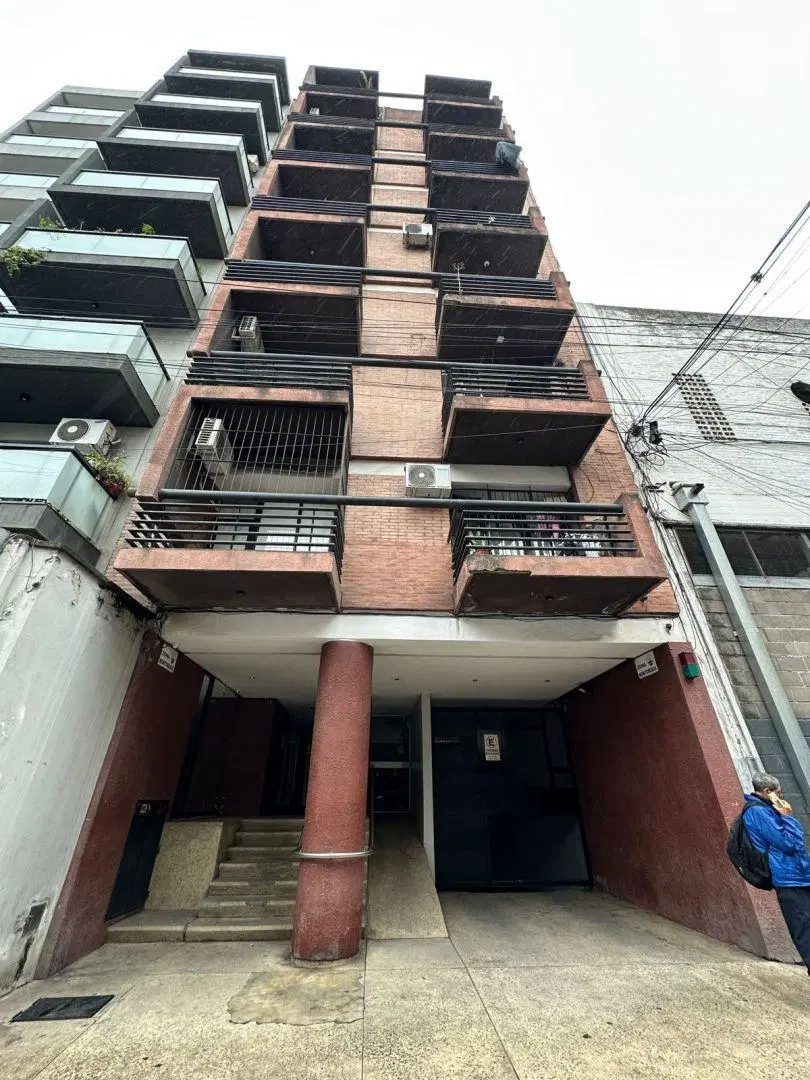 DEPARTAMENTO EN ALQUILER - VIRGEN DE LA MERCED 46 - PLANTA BAJA 5