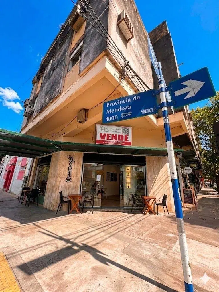 LOCAL COMERCIAL EN VENTA - AV SALTA ESQ MENDOZA 2