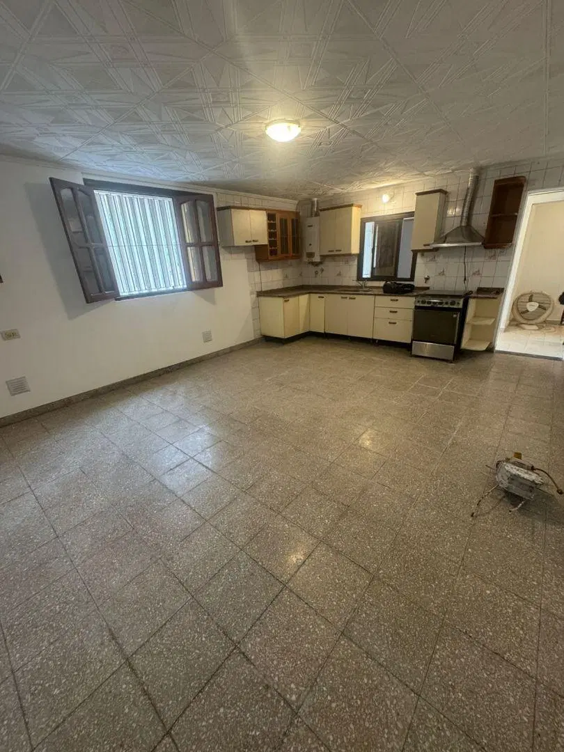 CASA EN ALQUILER - PJE AZOPARDO 1410 - ALTURA AV ALEM 1150 3
