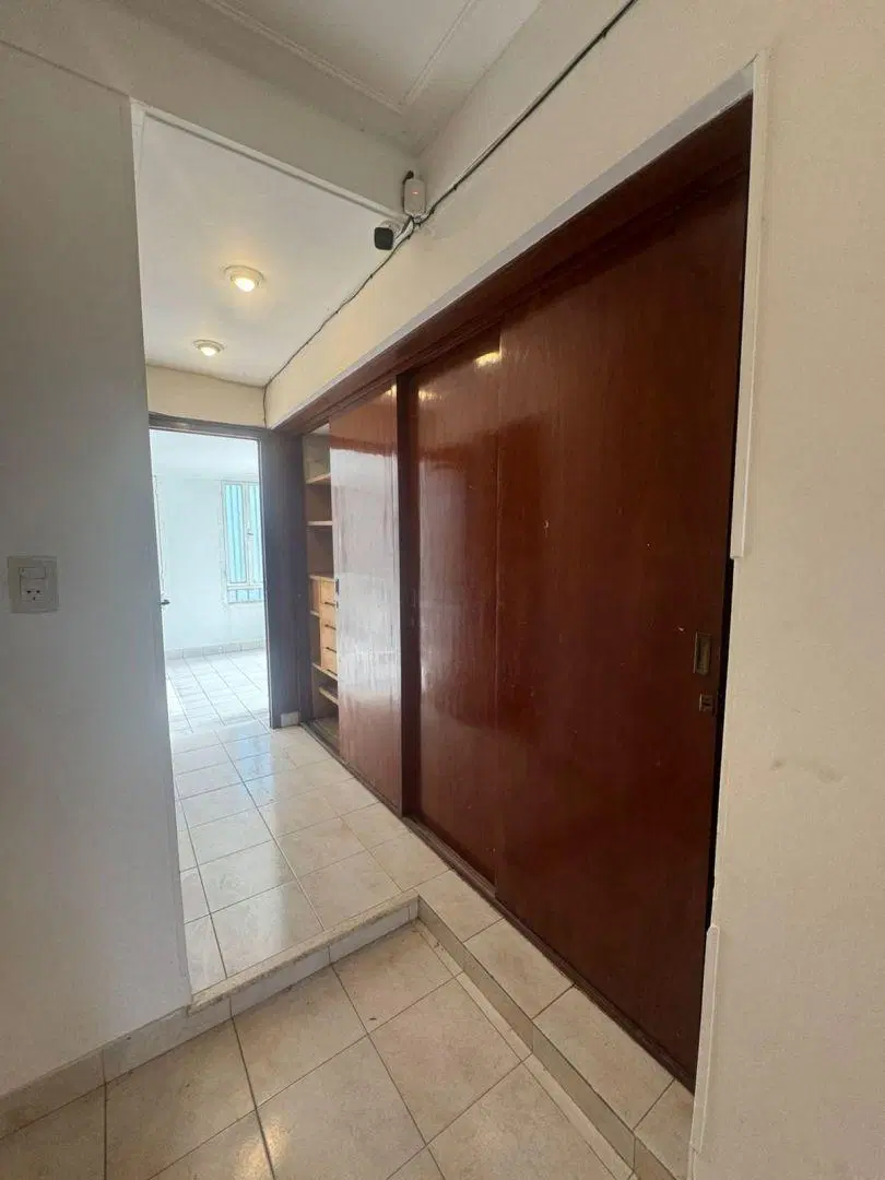 CASA EN ALQUILER - PJE AZOPARDO 1410 - ALTURA AV ALEM 1150 2
