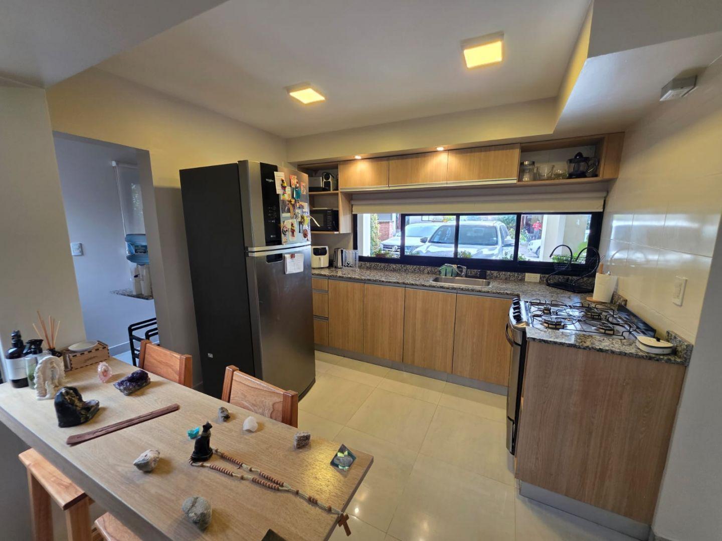Foto de CASA EN VENTA - BARRIO ALTOS DE CEVIL 2 - VILLA CARMELA, imagen 5