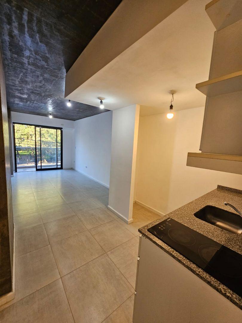 Foto de DEPARTAMENTO EN ALQUILER - LAVALLE 1191 - BARRIO SUR, imagen 1