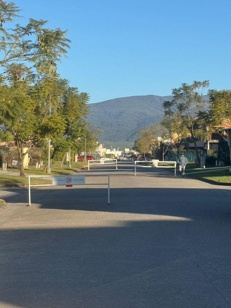 Foto de LOTE EN VENTA - B° LAS QUINTAS I - TAFI VIEJO, imagen 2