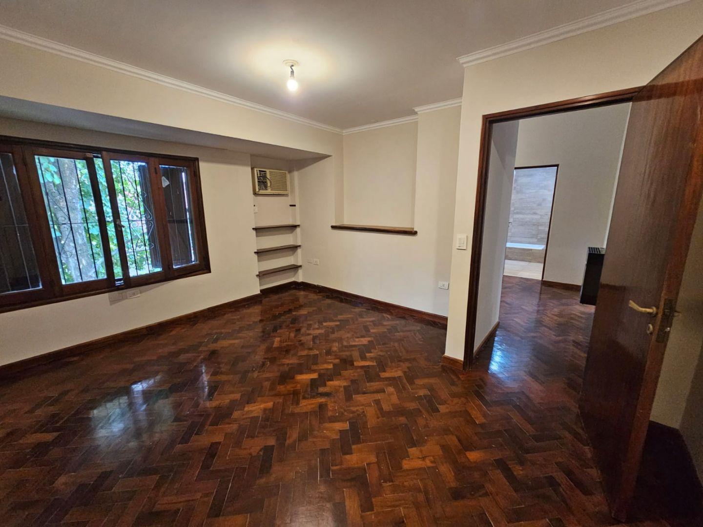 Foto de CASA EN VENTA - CRISOSTOMO ALVAREZ 4200, imagen 4