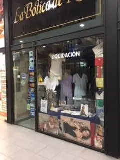 Agradable local interno en galeria, excelente ubicacion, oportunidad! 3