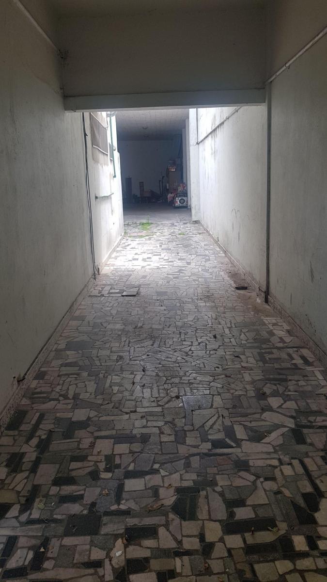 Foto de CASA DE 4 AMB EN PLANTA BAJA AL FRENTE CON JARDÍN Y COCHERA CUBIERTA AL, imagen 5