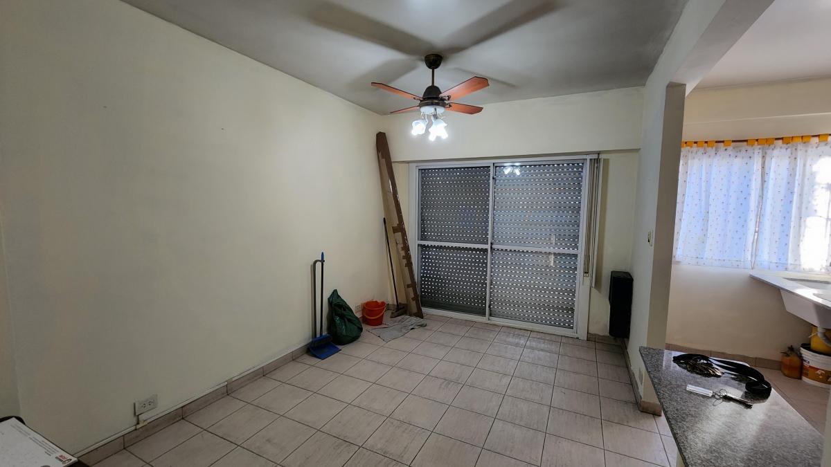 Foto de EXCELENTE OPORTUNIDAD ¡¡DEPARTAMENTO 2 AMBIENTES CON BALCON AL FRENTE!!, imagen 4