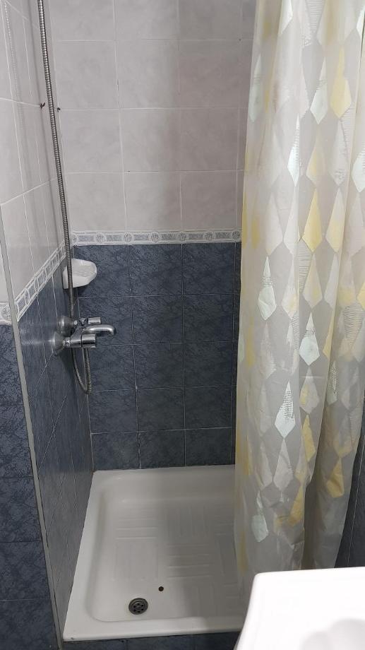 Foto de MUY BUEN DEPARTAMENTO 2 AMB. CON 2 BALCONES, EXCELENTE ORIENTACIÓN, MUY, imagen 2