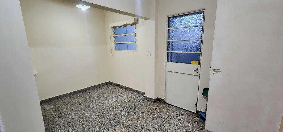 CASA AL FRENTE EN PH, TOTALMENTE INDEPENDIENTE, 2 AMB CON PATIO Y TERRAZA. SIN EXPENSAS, SUPER LUMIN 2