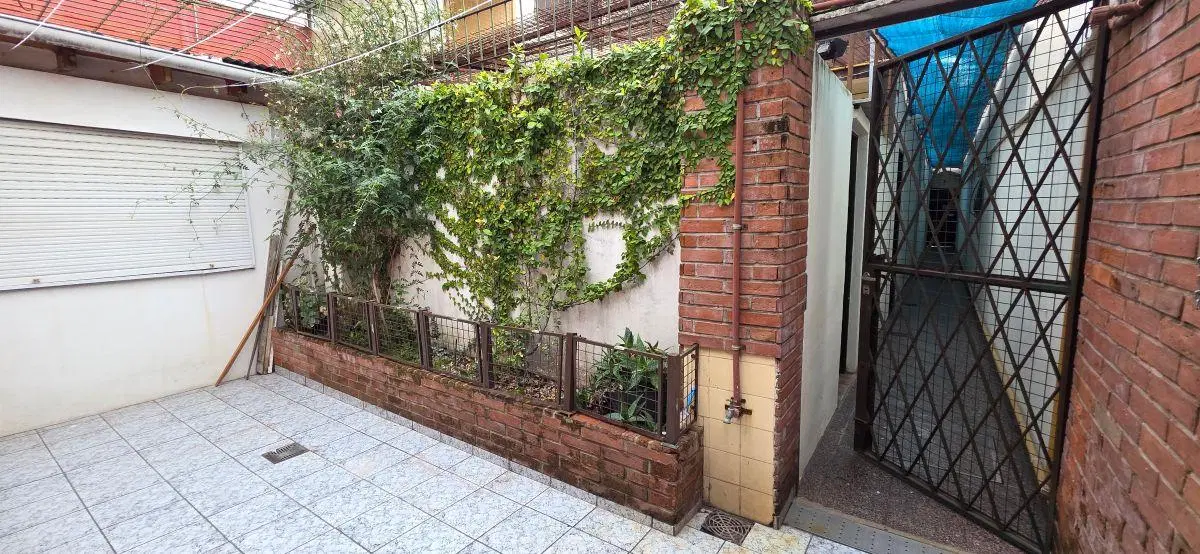 DEPTO TIPO CASA AL FONDO, 3 AMBIENTES CON PATIO, SIN EXPENSAS ¡¡¡¡¡¡ 2