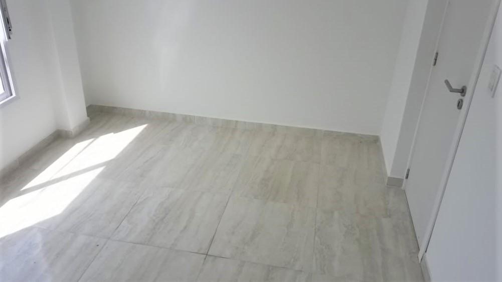DEPARTAMENTO 2 AMBIENTES CON BALCON // GUIDO SPANO 2520