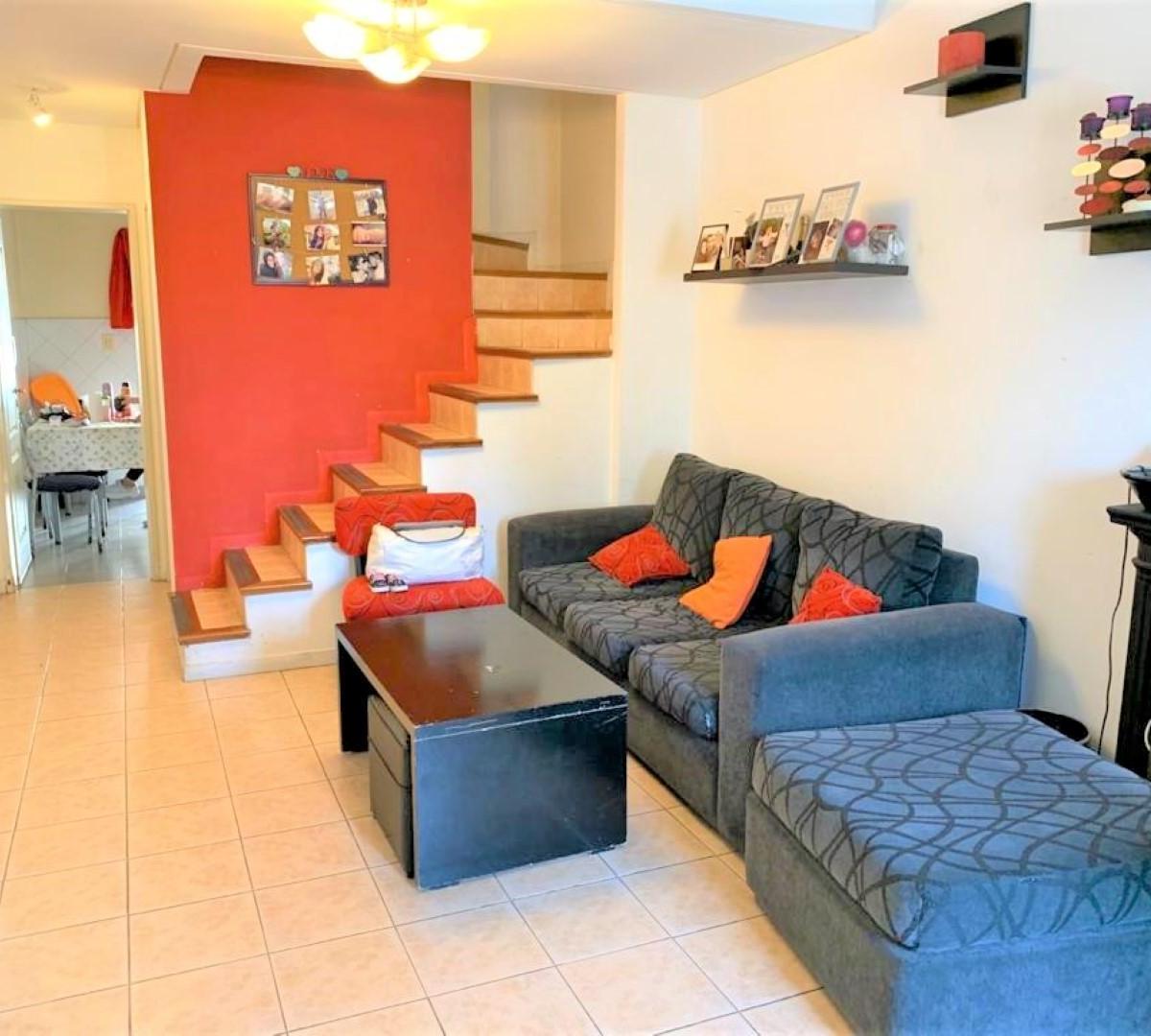 Foto de TRIPLEX DE 3 AMB + PLAYROOM CON COCHERA // DE LOS DERECHOS HUMANOS 930, imagen 2