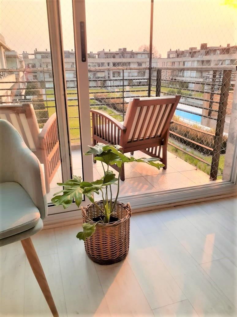 Foto de DEPTO DE 5 AMB EN DUPLEX C/ COCHERA Y TERRAZA // TACUARI 620 (VILANOVA), imagen 4