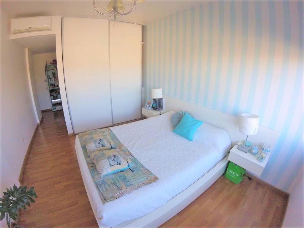 Foto de DEPTO DE 5 AMB EN DUPLEX C/ COCHERA Y TERRAZA // TACUARI 620 (VILANOVA), imagen 5