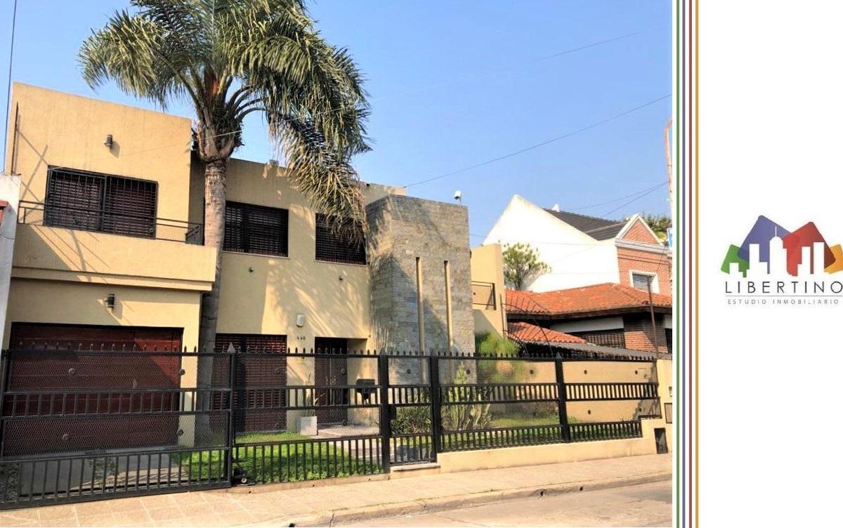 CASA 5 AMB + DEPENDENCIA CON QUINCHO Y PILETA // GARAY 446