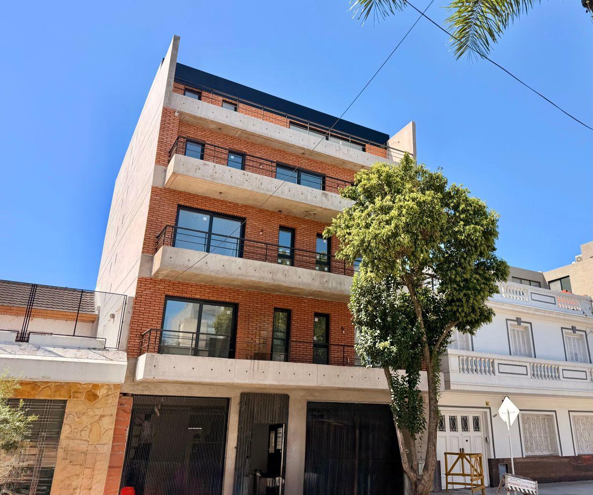 SEMIPISO 2 AMBIENTES - BALCON - A ESTRENAR // ERCILLA 5824