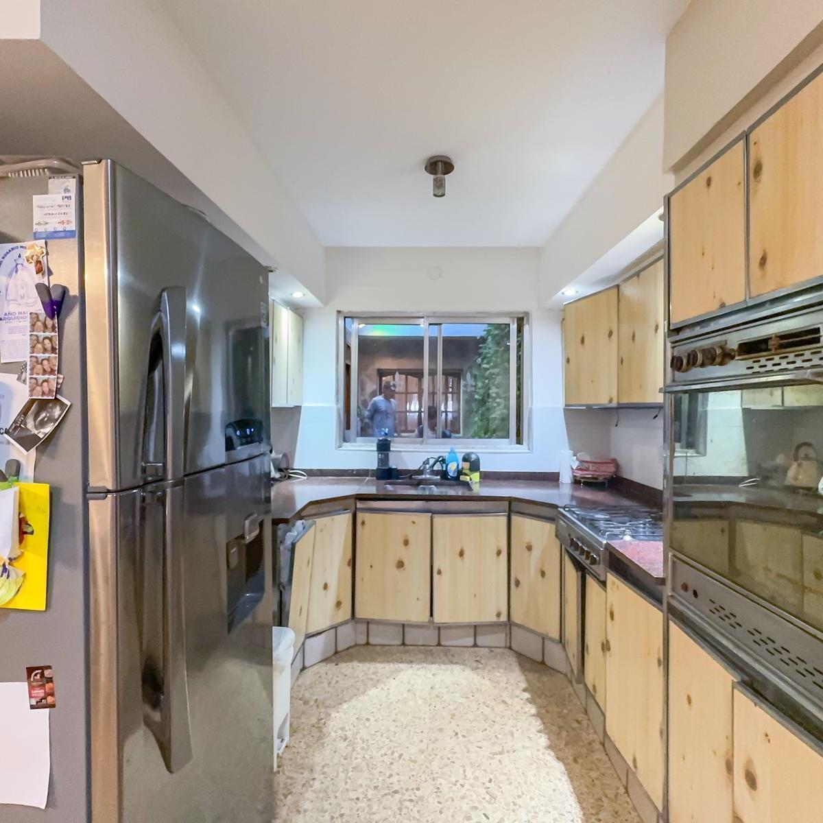 Casa en Venta, 4 Dorm., Terraza, Patio, Parrilla, Cocina Separada 4