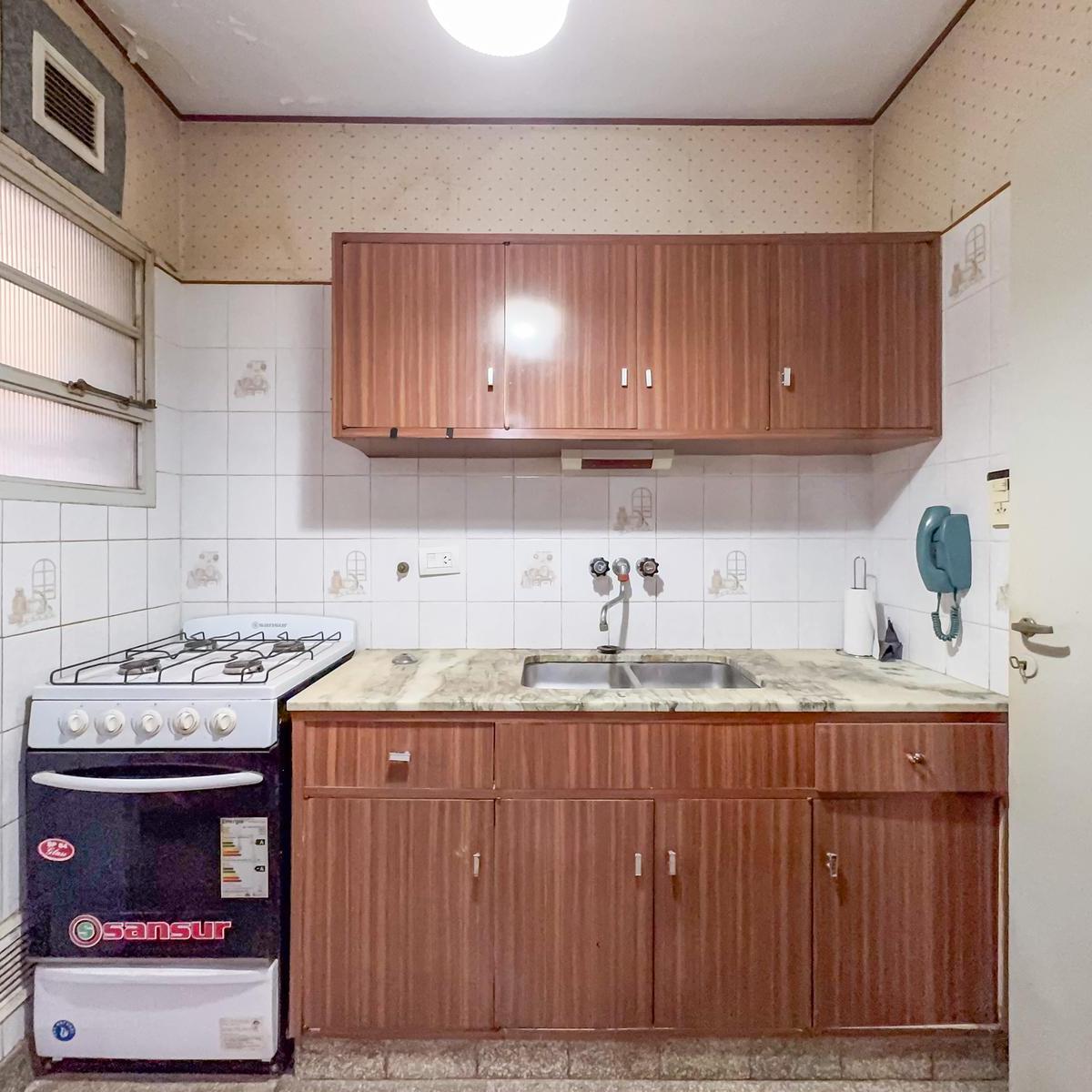 Departamento 3 Dorm. en Venta, Balcon, Cocina Separada, Centro 1