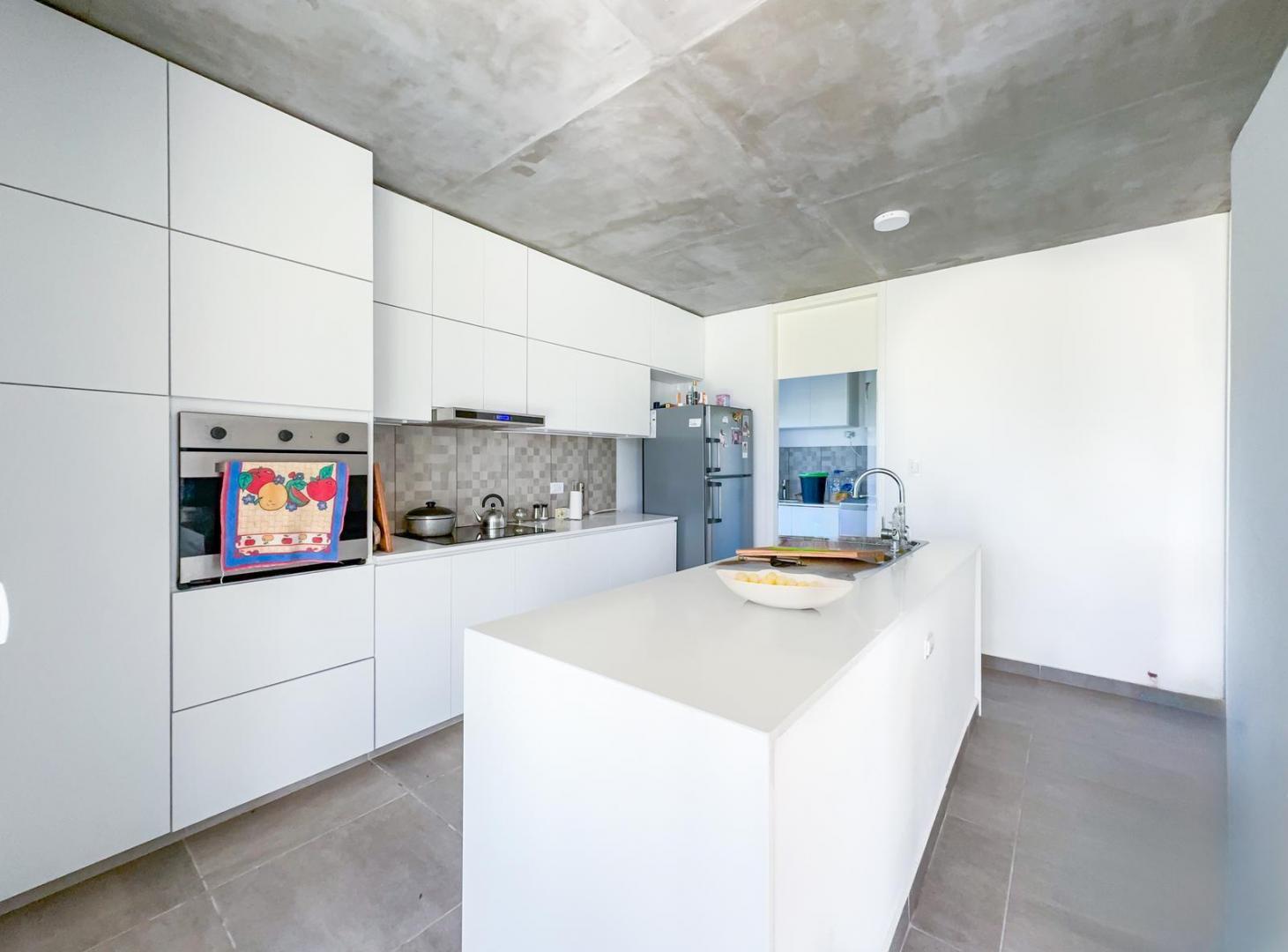 Foto de Casa 3 dormitorios, cocina separada, 1 planta, La Rinconada, imagen 4