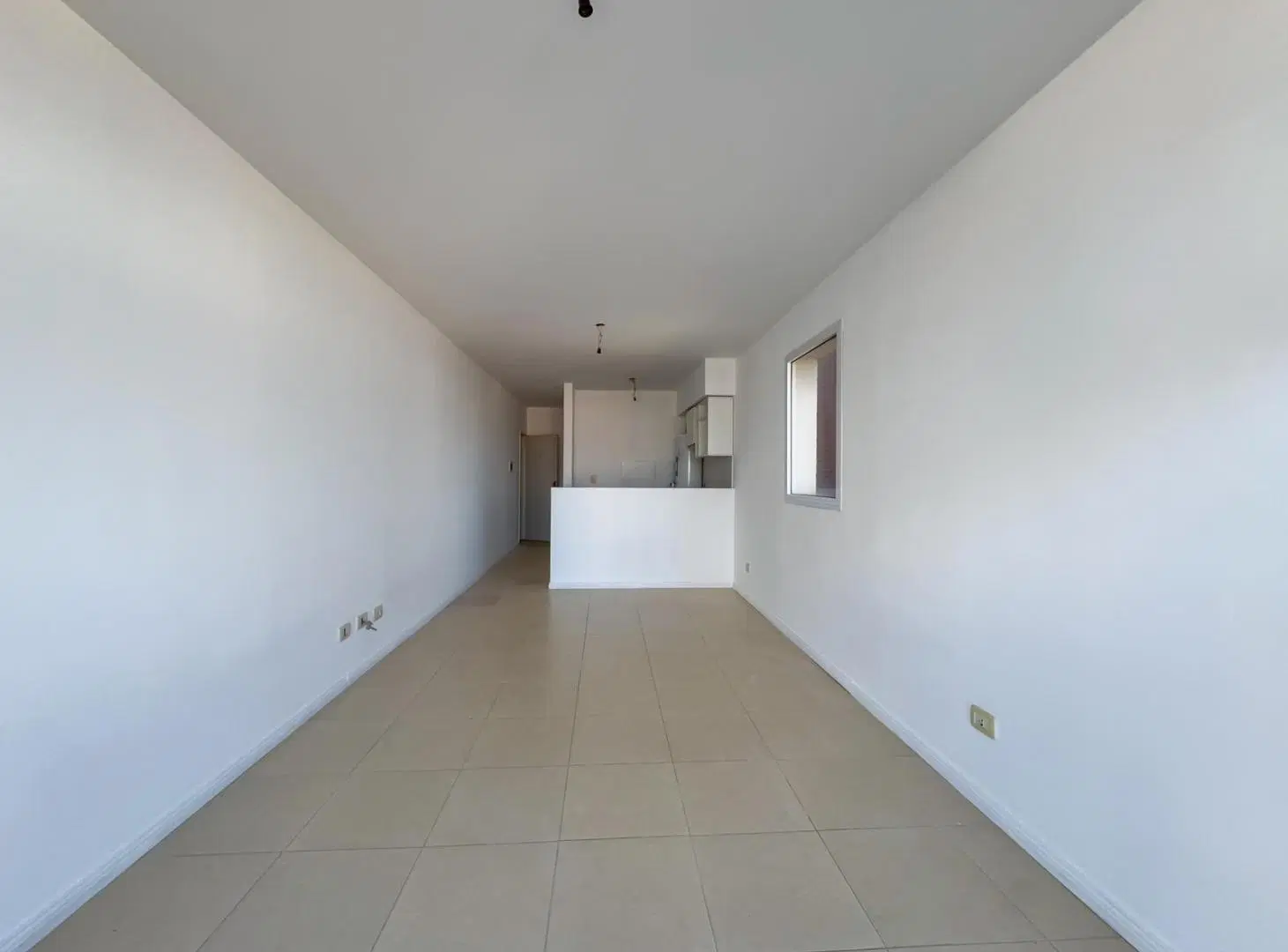 Monoambiente en alquiler, vista parcial rio, balcon 5
