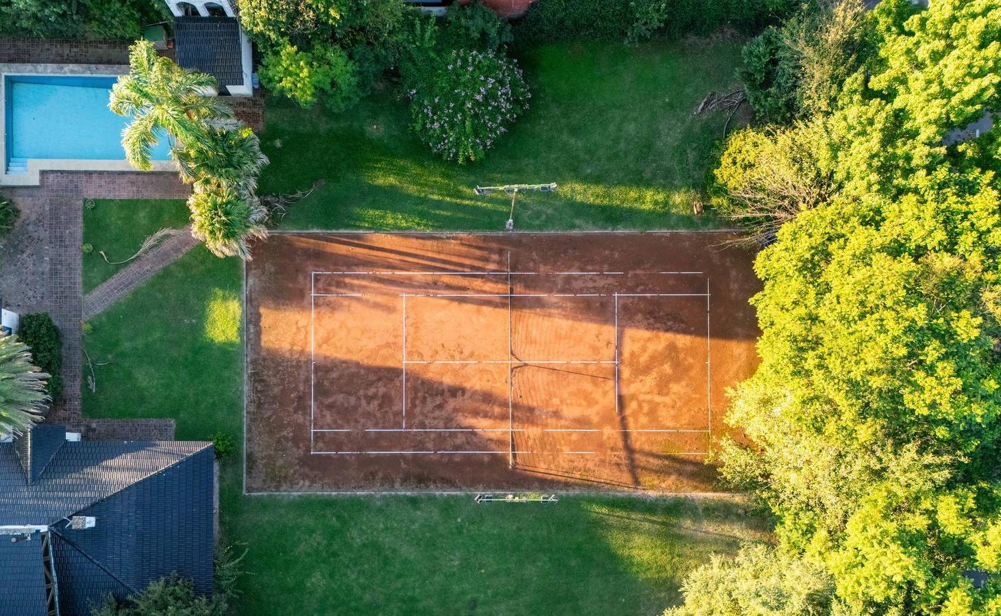 Casa 2 dormitorios, terreno 2300 mt2, excelente ubicacion, funes