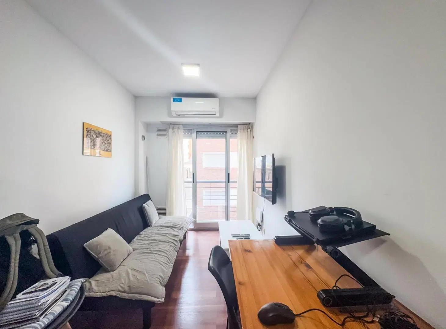 Departamento 1 dormitorio, zona centro, poca antiguedad 2