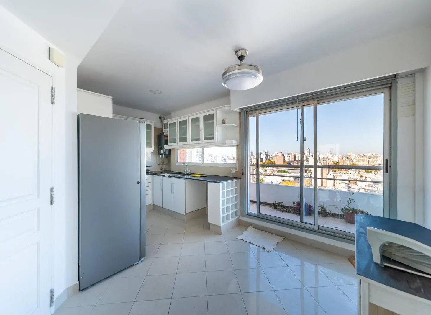 Departamento 2 dormitorios, vista al rio, amenities, cochera, zona rio 5
