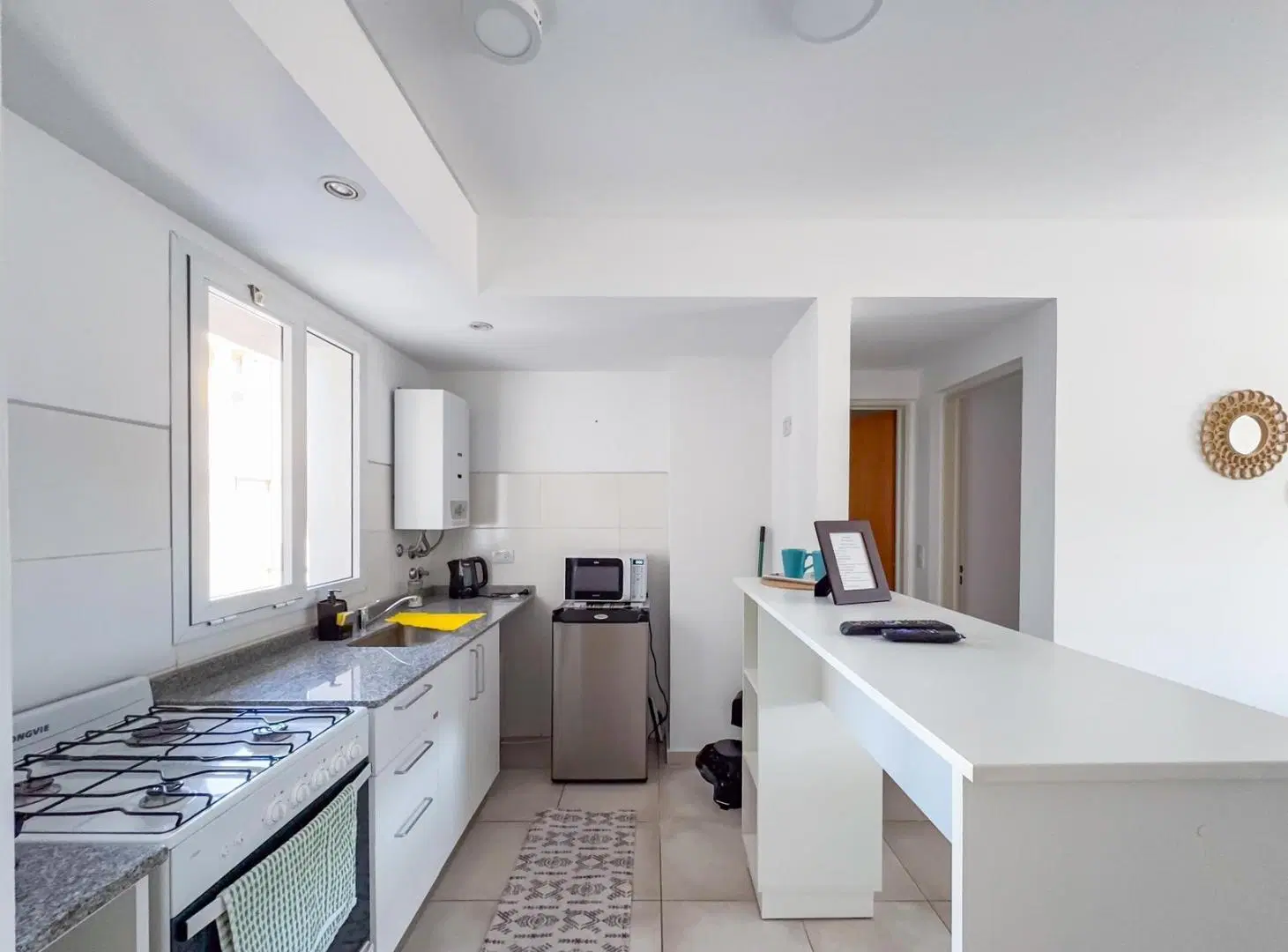 Departamento 1 dormitorio en alquiler, balcon, amplio, Pichincha 5
