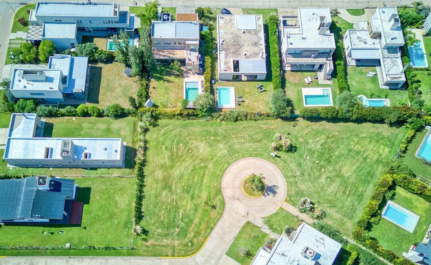 Terreno en San Sebastian, 1039 m², barrio cerrado, Funes 3