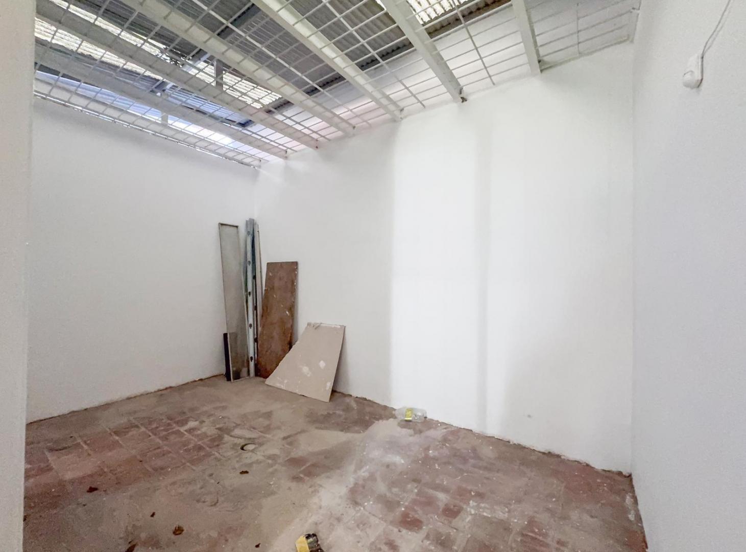 Foto de Local en alquiler, calle San Luis, 270m2, 4 baños, Centro, imagen 5