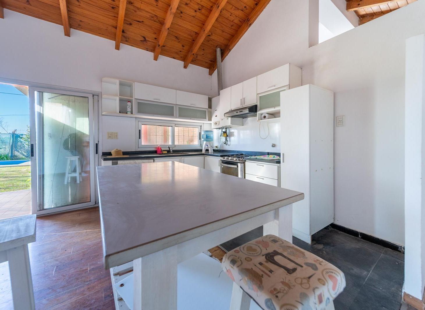Foto de Casa 3 dormitorios, jardin y pileta, club logaritmo, ibarlucea, imagen 4