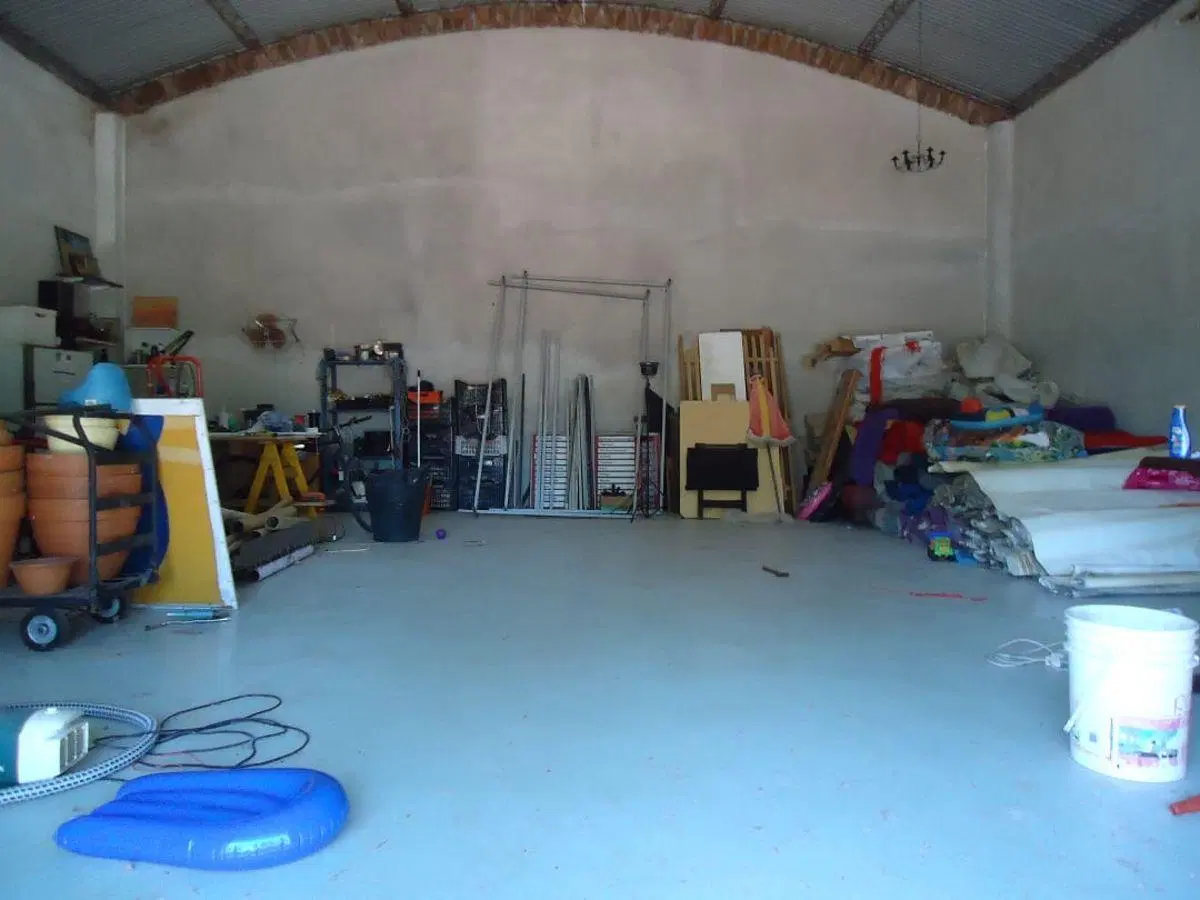 galpon de 100 m2 sobre lote de 2200 m2 a dos cuadras de panamericana pilar 4
