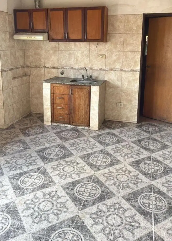 ALQUILER, departamento dos ambientes en Villa Adelina. 4
