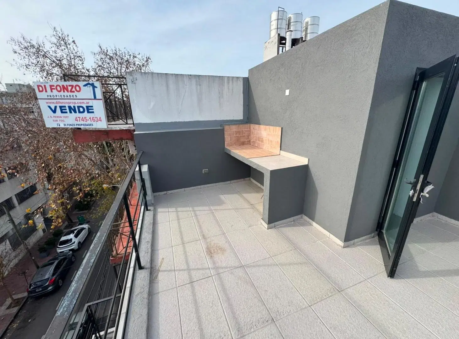 ALQUILER DEPTO DOS AMBIENTES CON TERRAZA PROPIA, EN VICTORIA 5