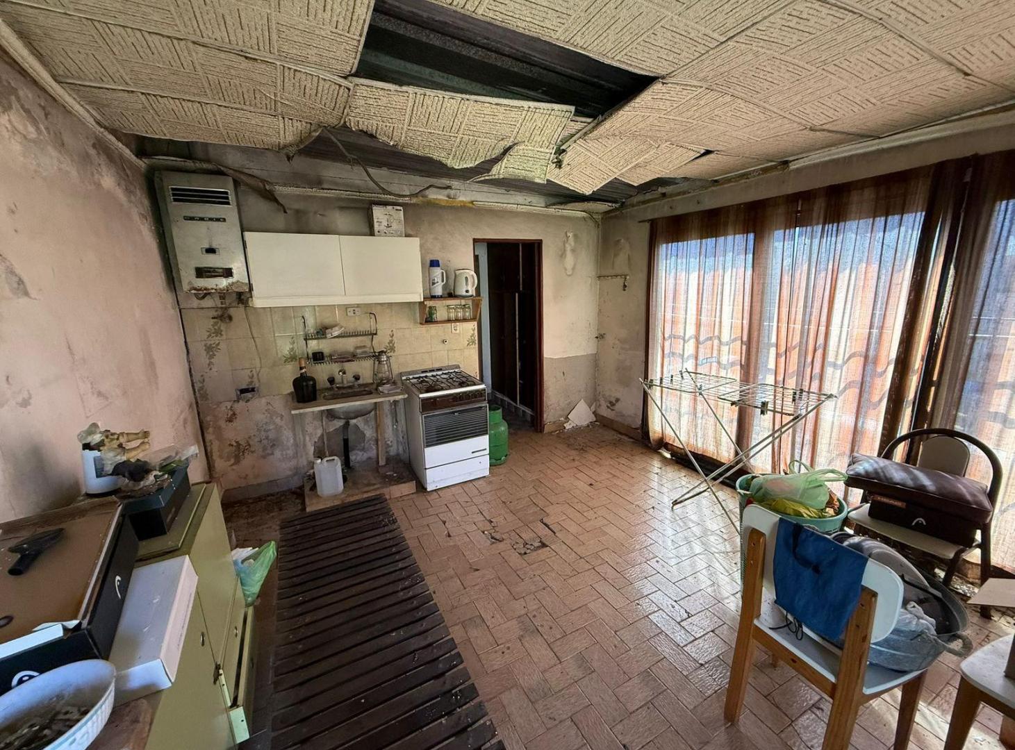 Foto de VENTA CASA CON DEPOSITO Y PILETA, BARRIO DE VICENZO GRANDE, imagen 4