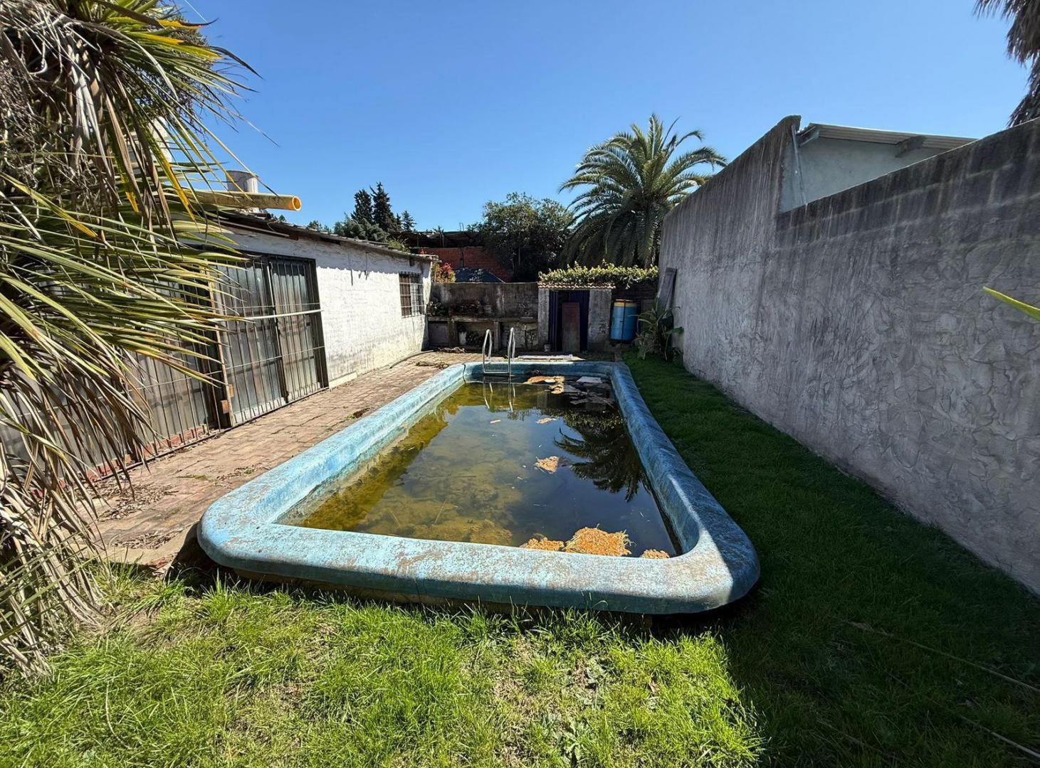 Foto de VENTA CASA CON DEPOSITO Y PILETA, BARRIO DE VICENZO GRANDE, imagen 1