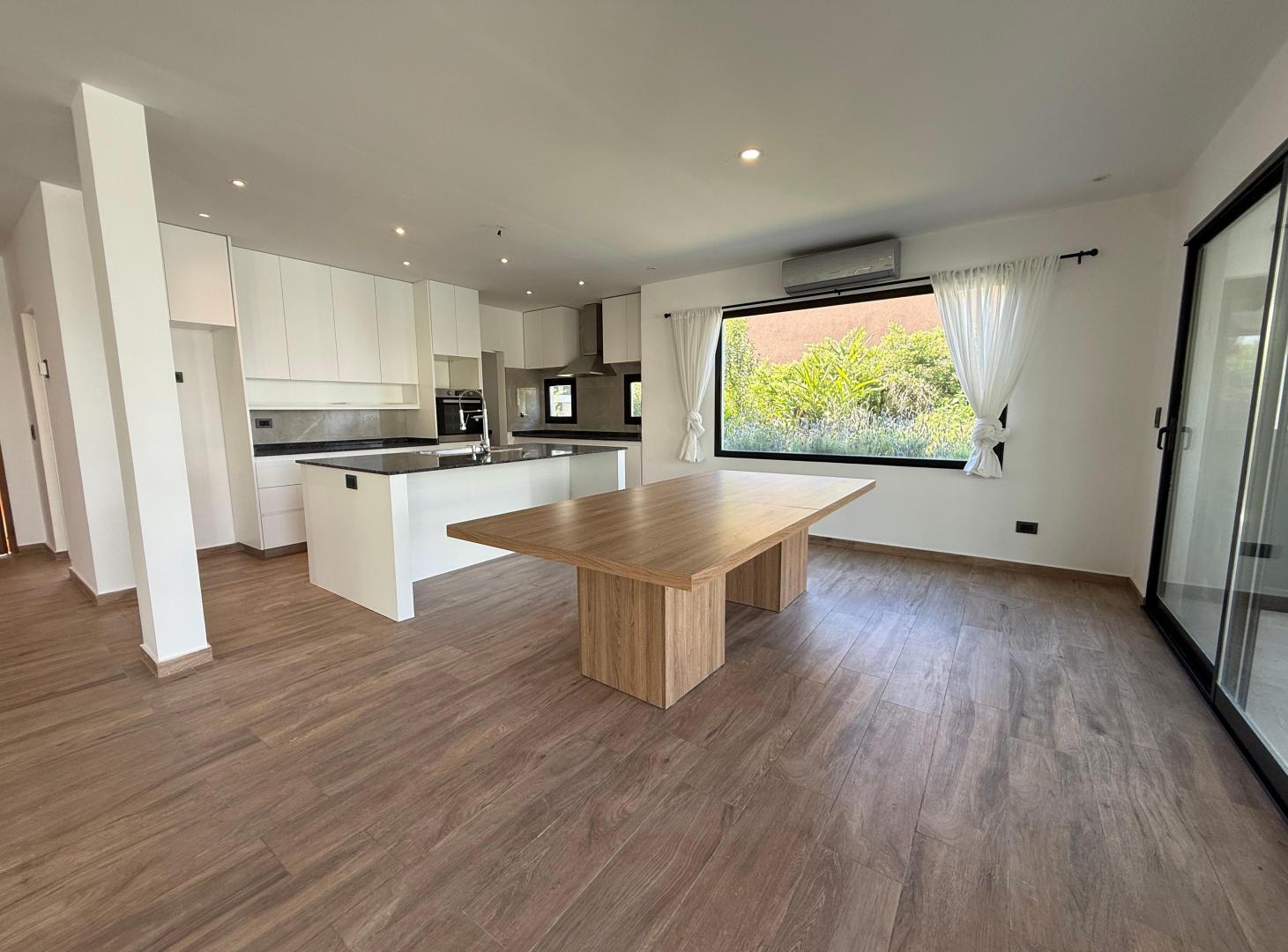 Foto de CASA EN VENTA EN BARRIO LAGOON PILAR, EXCELENTE OPORTUINIDAD, imagen 1